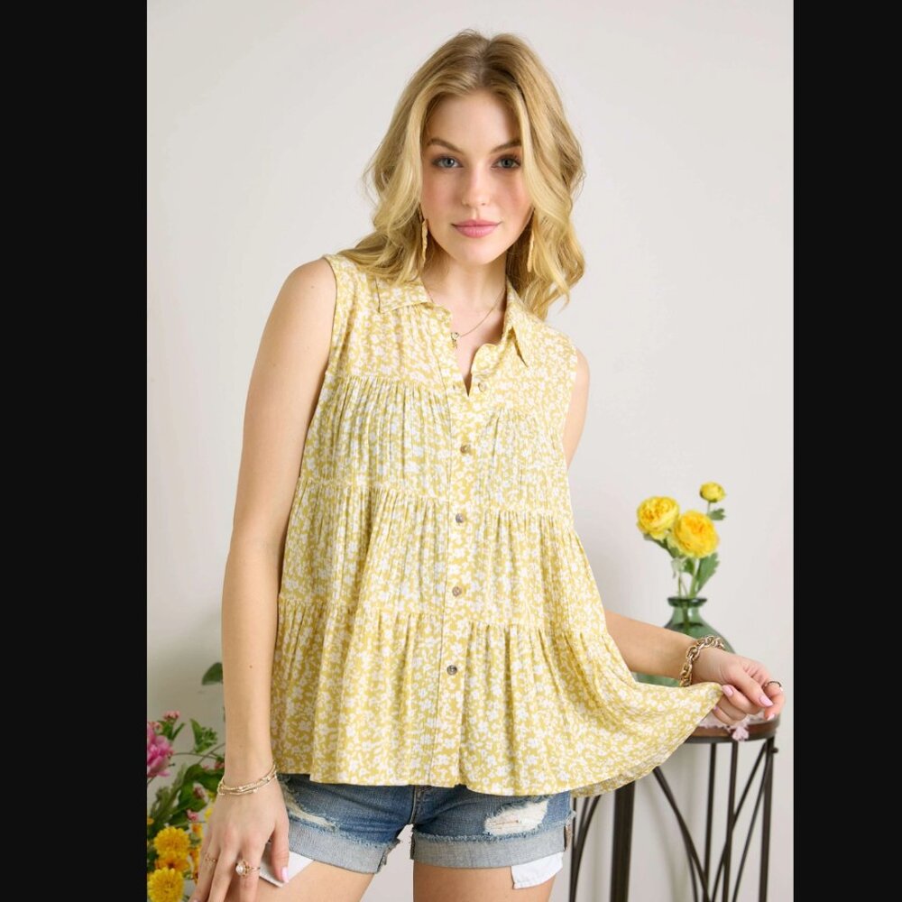 ADORA Yellow Floral Sleeveless Tiered Button-Front Blouse